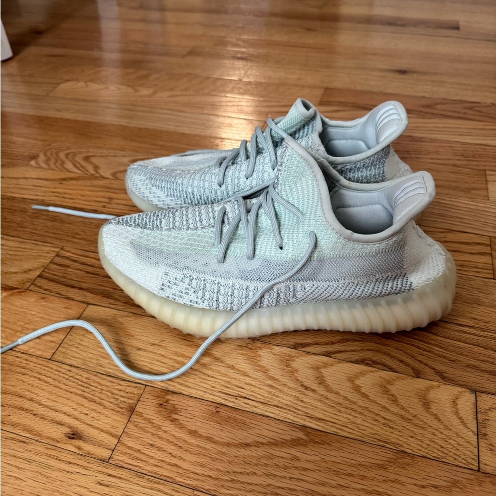 Yeezy Boost Very Good Condition